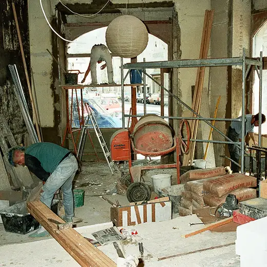 Baustelle des ersten VollCorner Biomarkts in der Rothmundsta&szlig;e