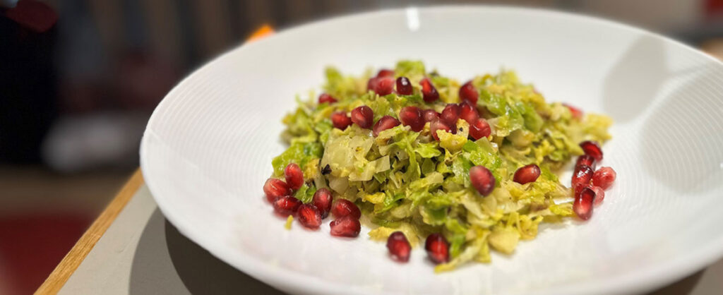 Rosenkohl-Pfanne mit Orangen-Sahne-Soße